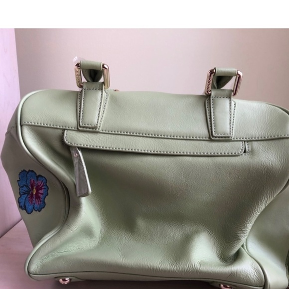 Beautiful New Designer Sharif Embroidered Bag & Victoria’s Secret Heart Throw - Picture 13 of 16